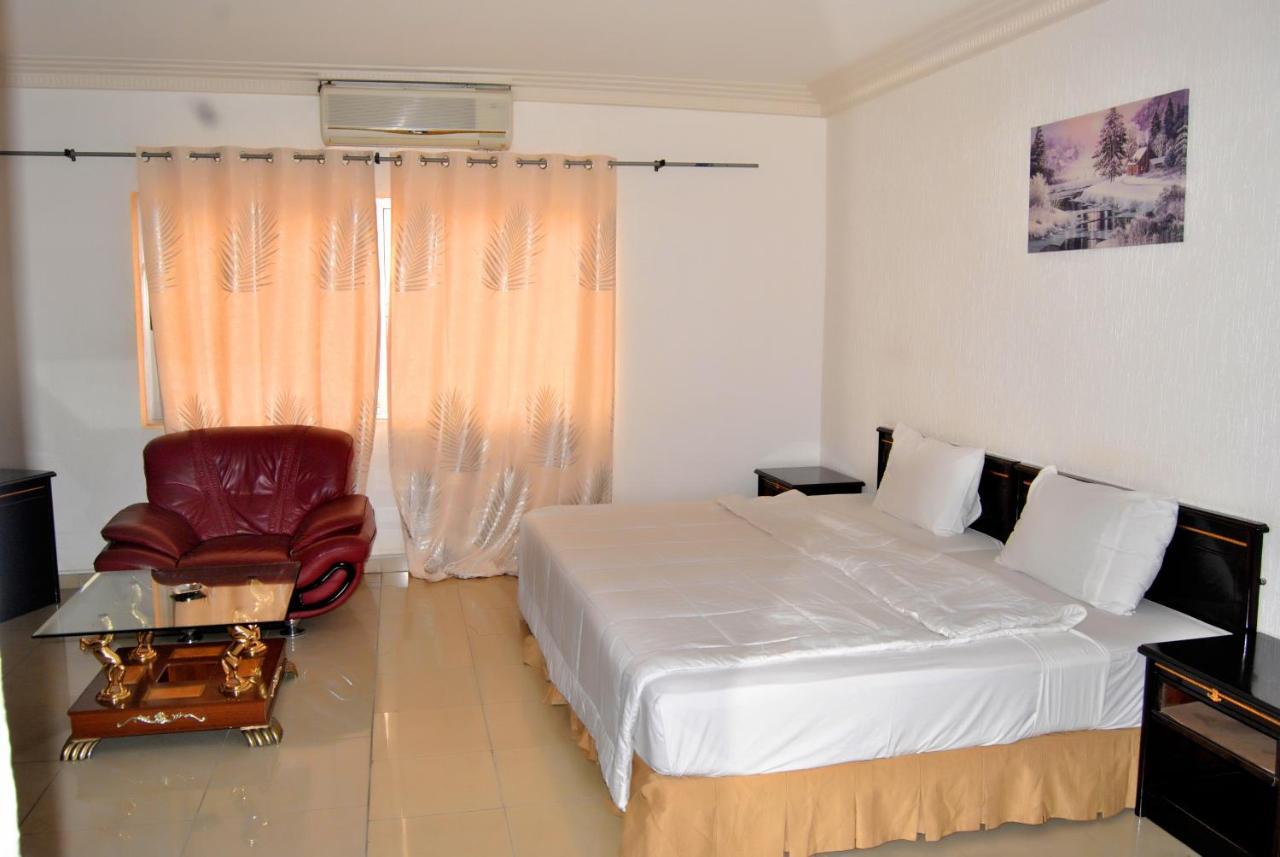 Riviera Hotel Benin Cotonou Exterior foto